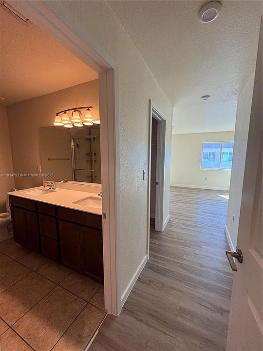 В аренду: $2,200 (3 спален, 3 ванн, 0 Квадратных фут)