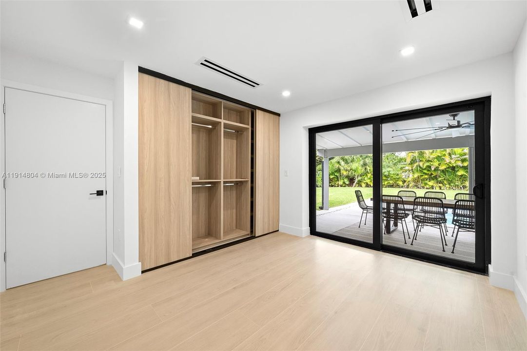 For Sale: $2,500,000 (4 beds, 3 baths, 2335 Square Feet)