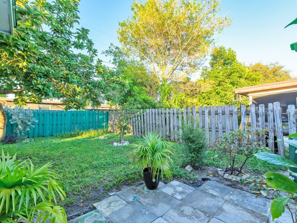 Activo con contrato: $390,000 (2 camas, 2 baños, 1082 Pies cuadrados)