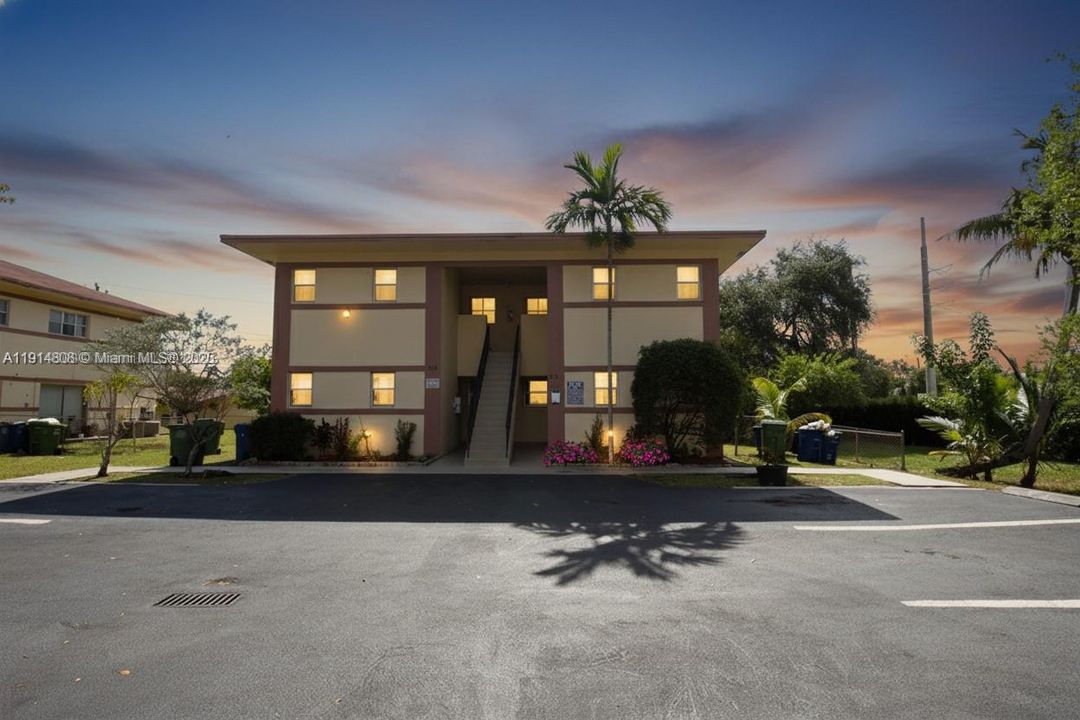 En Venta: $1,300,000 (0 camas, 0 baños, 3330 Pies cuadrados)