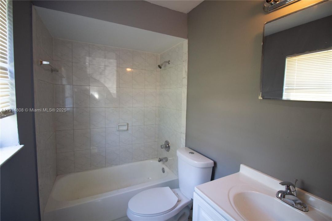 En Venta: $1,300,000 (0 camas, 0 baños, 3330 Pies cuadrados)