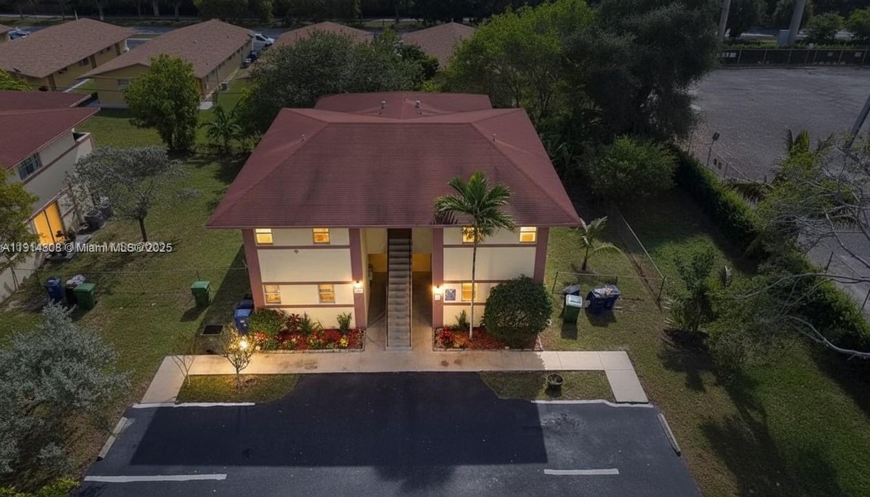 En Venta: $1,300,000 (0 camas, 0 baños, 3330 Pies cuadrados)