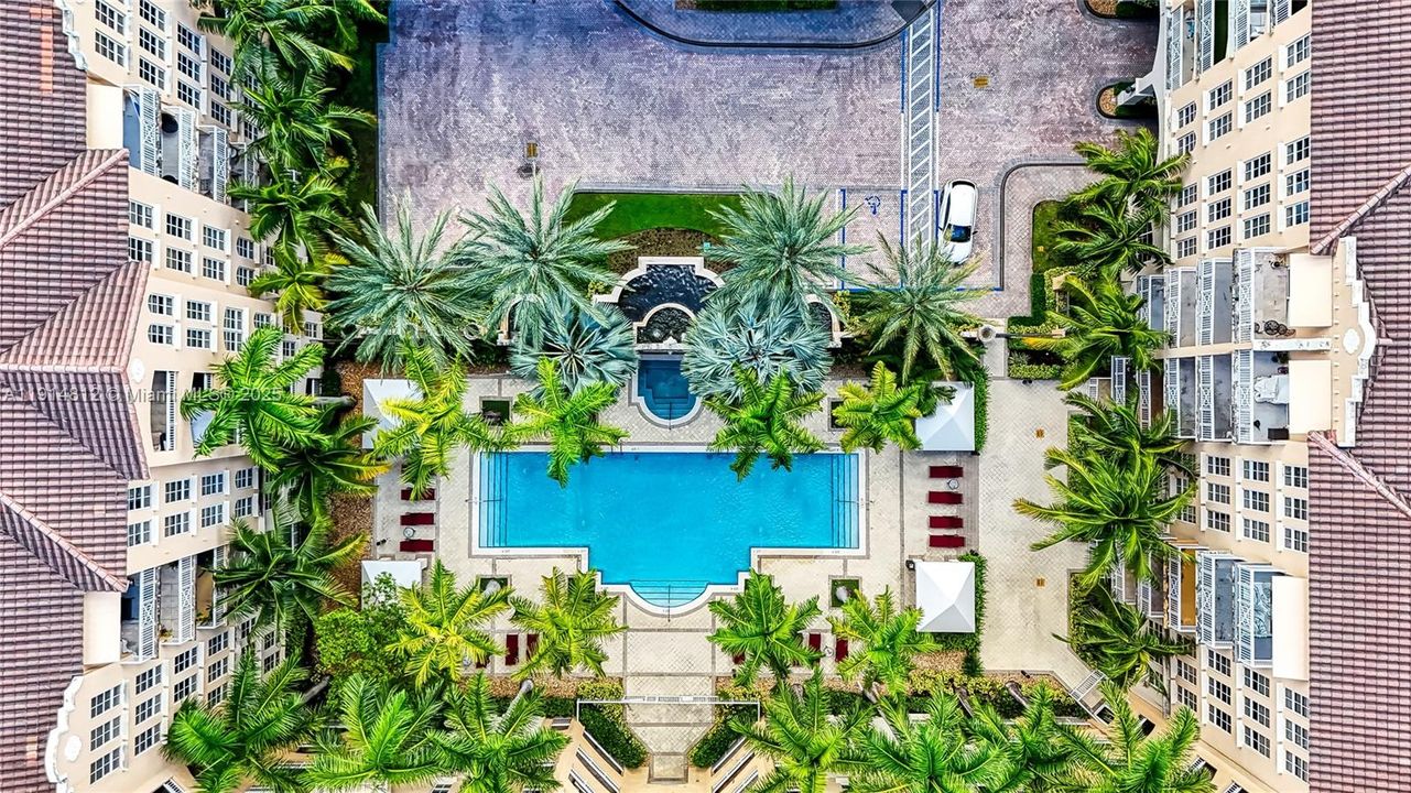 合同活跃: $3,000 (2 贝兹, 2 浴室, 1171 平方英尺)