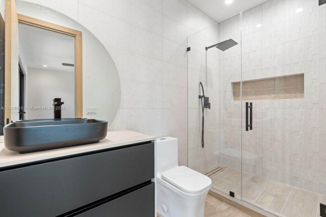 For Sale: $1,850,000 (4 beds, 3 baths, 2392 Square Feet)