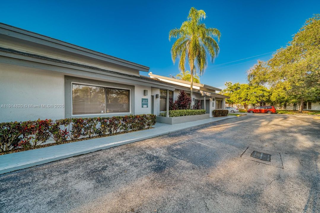 Active With Contract: $2,400 (0 beds, 0 baths, 0 Square Feet)