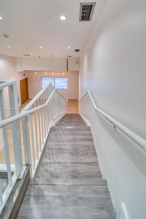 Active With Contract: $2,400 (0 beds, 0 baths, 0 Square Feet)