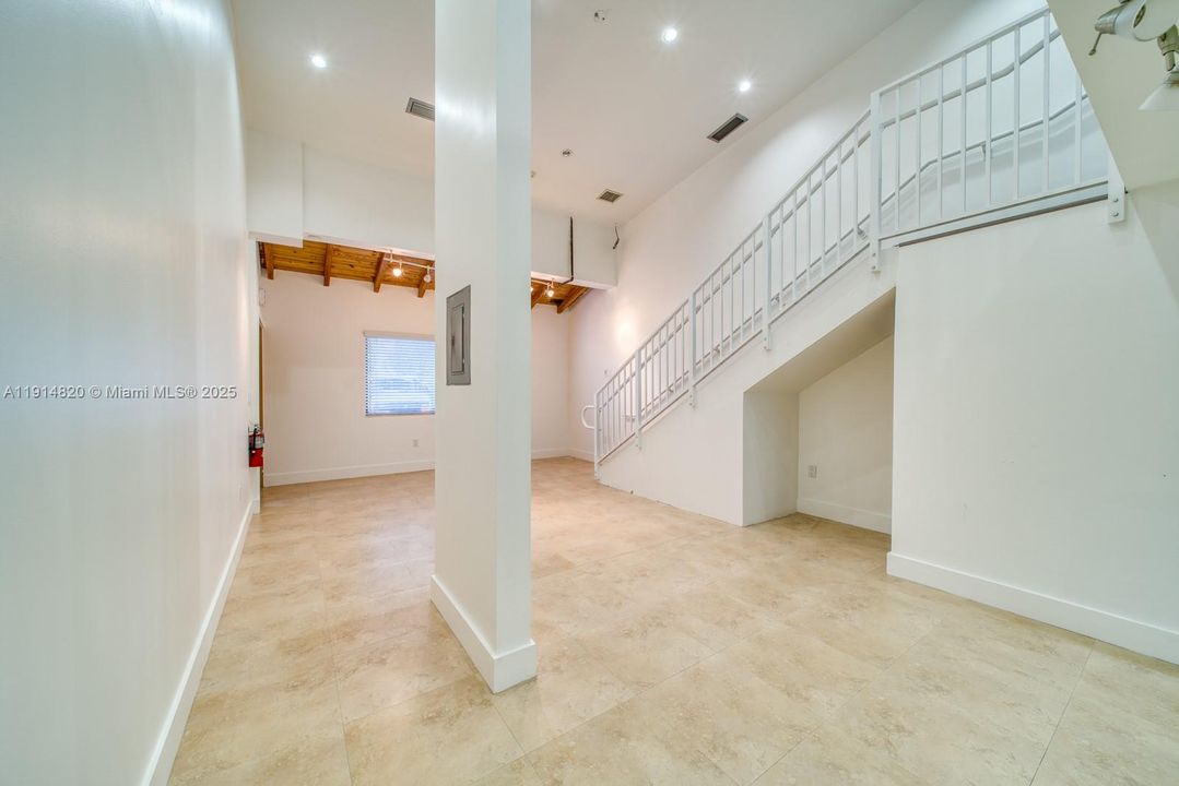 Active With Contract: $2,400 (0 beds, 0 baths, 0 Square Feet)