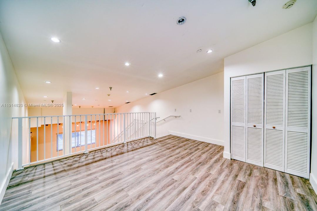 Active With Contract: $2,400 (0 beds, 0 baths, 0 Square Feet)