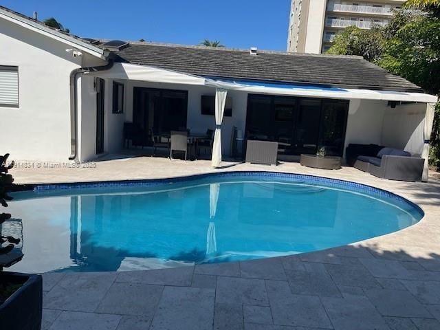 For Sale: $1,400,000 (3 beds, 2 baths, 2179 Square Feet)