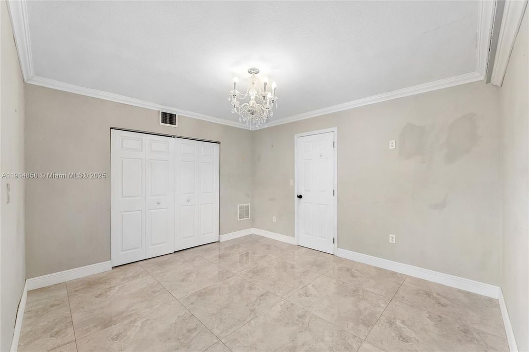 For Rent: $3,400 (2 beds, 2 baths, 2518 Square Feet)