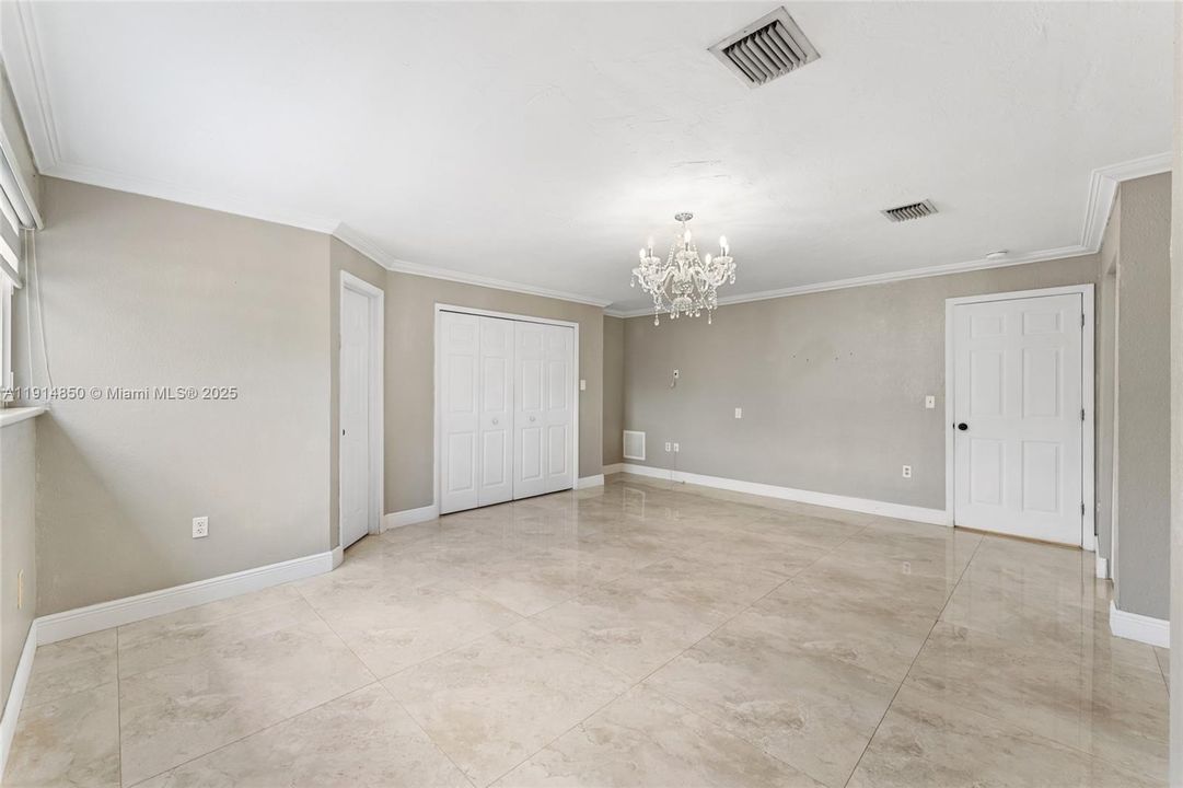 For Rent: $3,400 (2 beds, 2 baths, 2518 Square Feet)