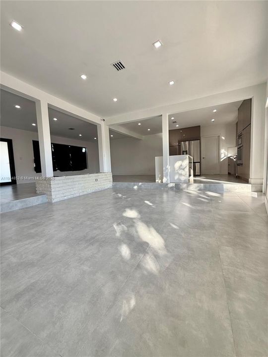 En Renta: $4,700 (3 camas, 2 baños, 1617 Pies cuadrados)