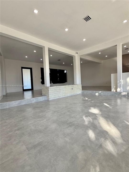 En Renta: $4,700 (3 camas, 2 baños, 1617 Pies cuadrados)