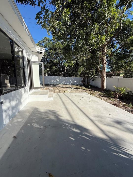 En Renta: $4,700 (3 camas, 2 baños, 1617 Pies cuadrados)