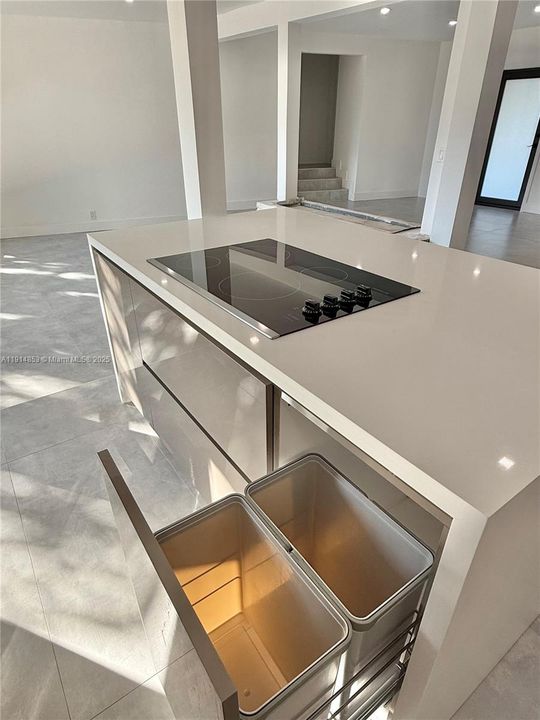 En Renta: $4,700 (3 camas, 2 baños, 1617 Pies cuadrados)