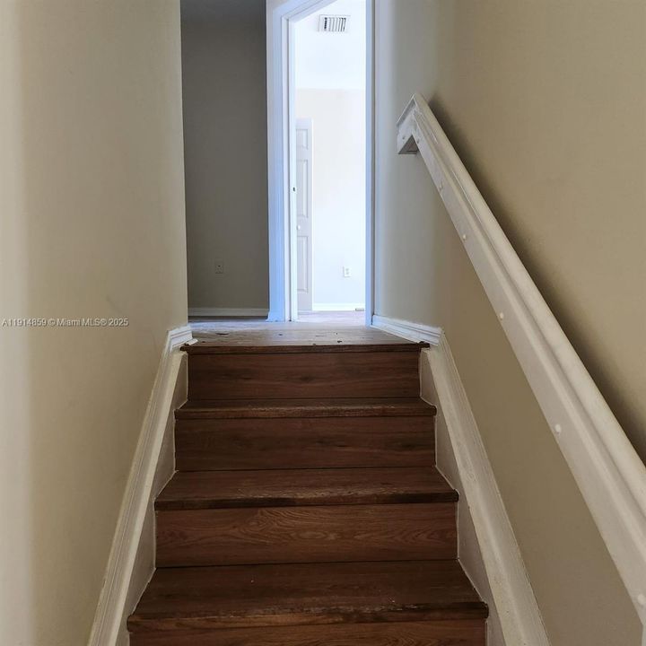 Active With Contract: $2,260 (3 beds, 2 baths, 1657 Square Feet)