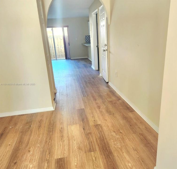 Active With Contract: $2,260 (3 beds, 2 baths, 1657 Square Feet)