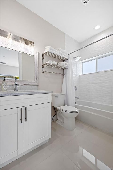 For Rent: $10,000 (3 beds, 3 baths, 1342 Square Feet)