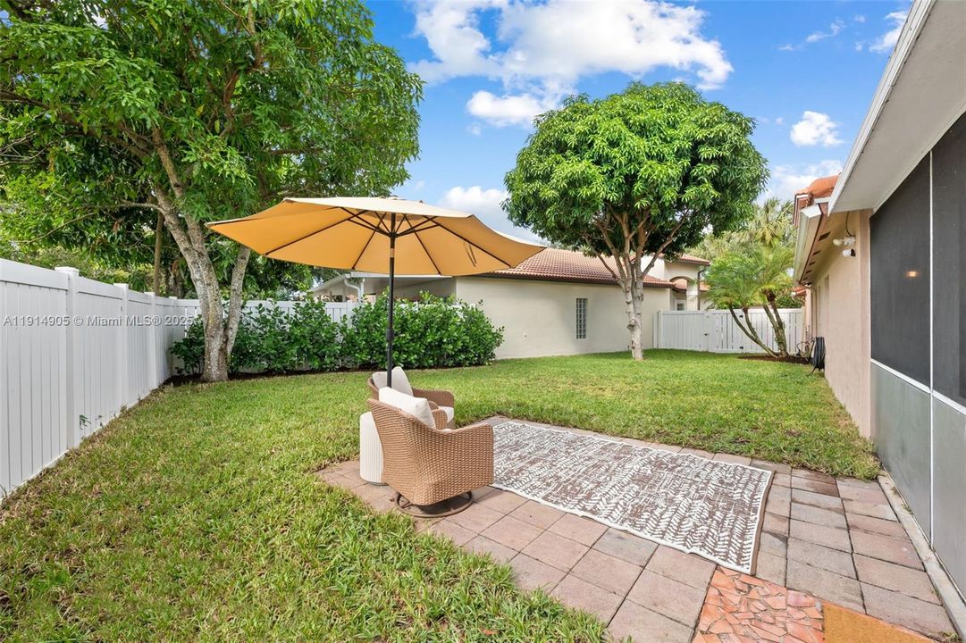 Activo con contrato: $585,000 (3 camas, 2 baños, 1760 Pies cuadrados)