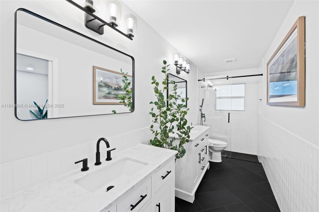 Activo con contrato: $585,000 (3 camas, 2 baños, 1760 Pies cuadrados)