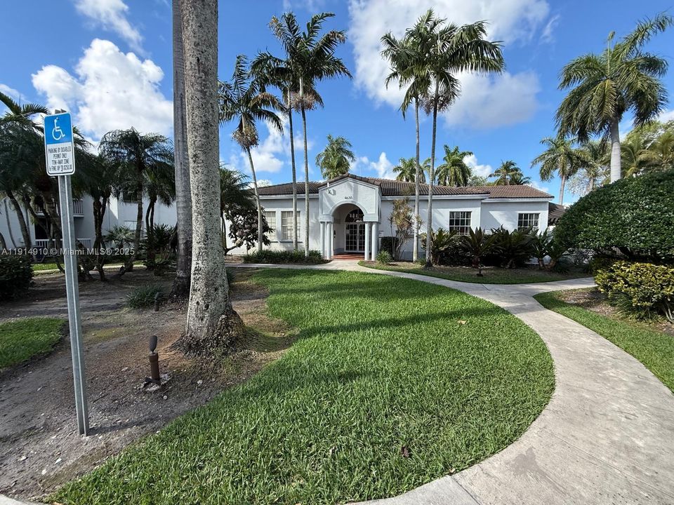 Недавно арендовано: $2,500 (2 спален, 2 ванн, 1128 Квадратных фут)