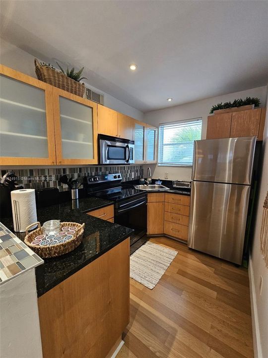 En Venta: $400,000 (0 camas, 1 baños, 414 Pies cuadrados)