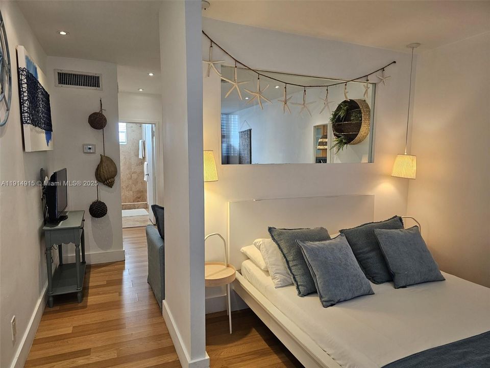 En Venta: $400,000 (0 camas, 1 baños, 414 Pies cuadrados)