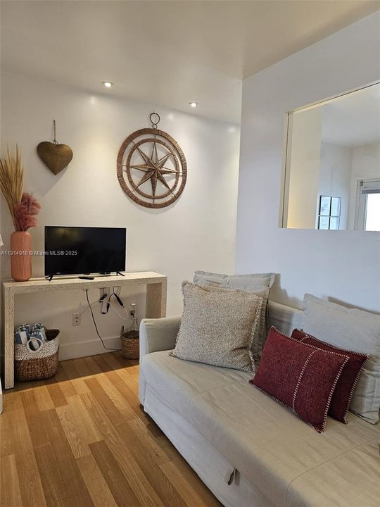 En Venta: $400,000 (0 camas, 1 baños, 399 Pies cuadrados)