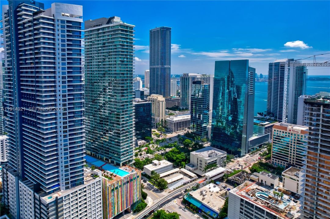 En Venta: $2,900,000 (3 camas, 3 baños, 1830 Pies cuadrados)