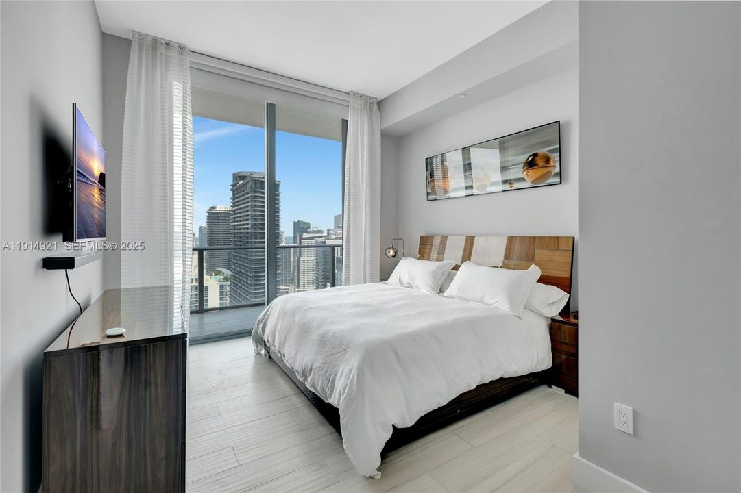 En Venta: $2,900,000 (3 camas, 3 baños, 1830 Pies cuadrados)