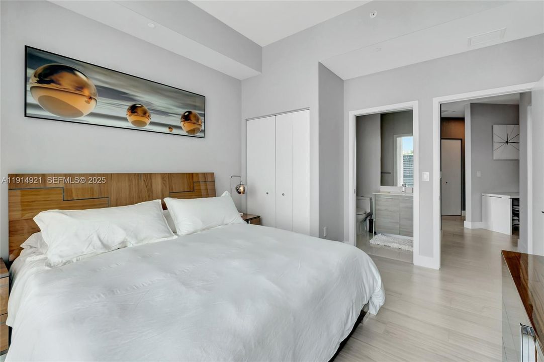 En Venta: $2,900,000 (3 camas, 3 baños, 1830 Pies cuadrados)