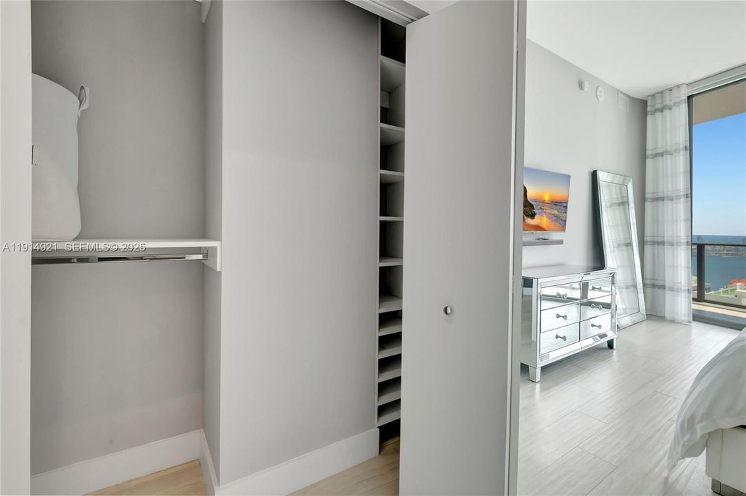 En Venta: $2,900,000 (3 camas, 3 baños, 1830 Pies cuadrados)