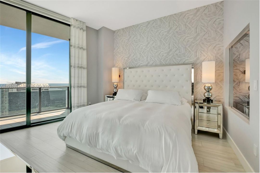 En Venta: $2,900,000 (3 camas, 3 baños, 1830 Pies cuadrados)