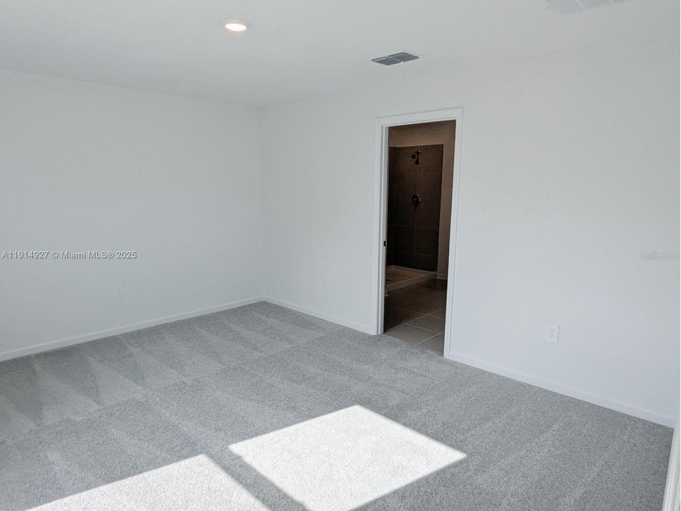 En Renta: $1,895 (3 camas, 2 baños, 1429 Pies cuadrados)