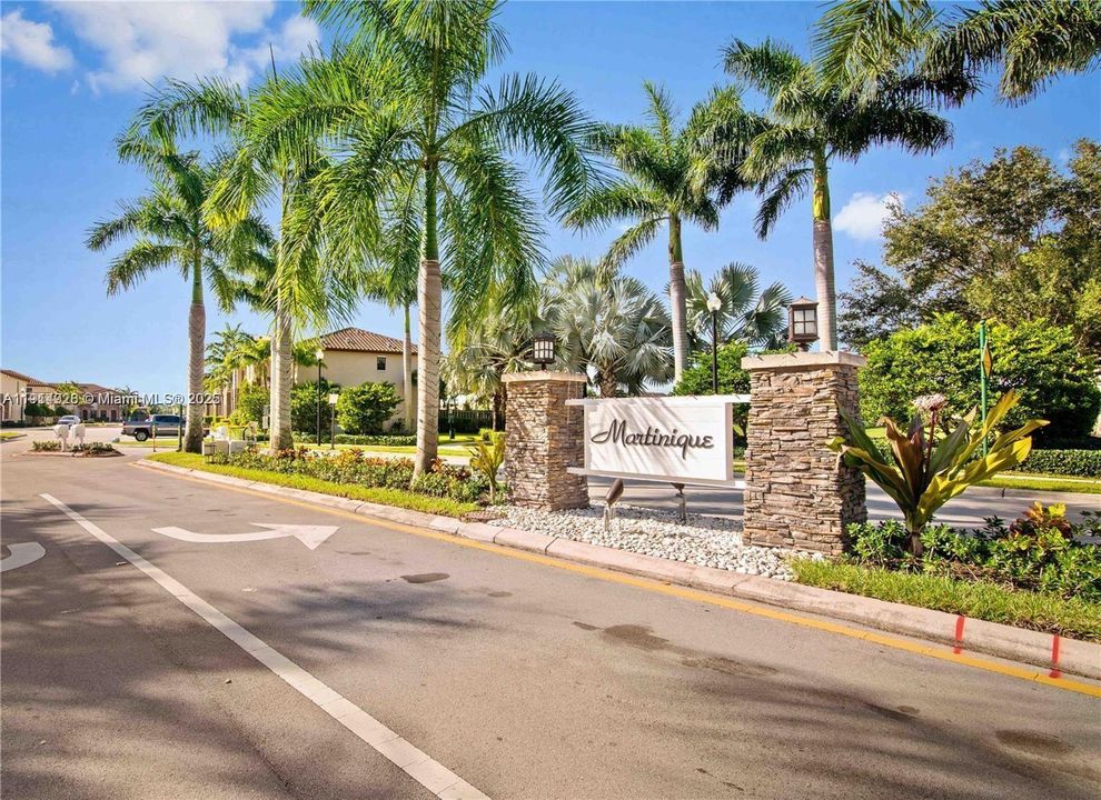 For Sale: $310,000 (2 beds, 2 baths, 1224 Square Feet)