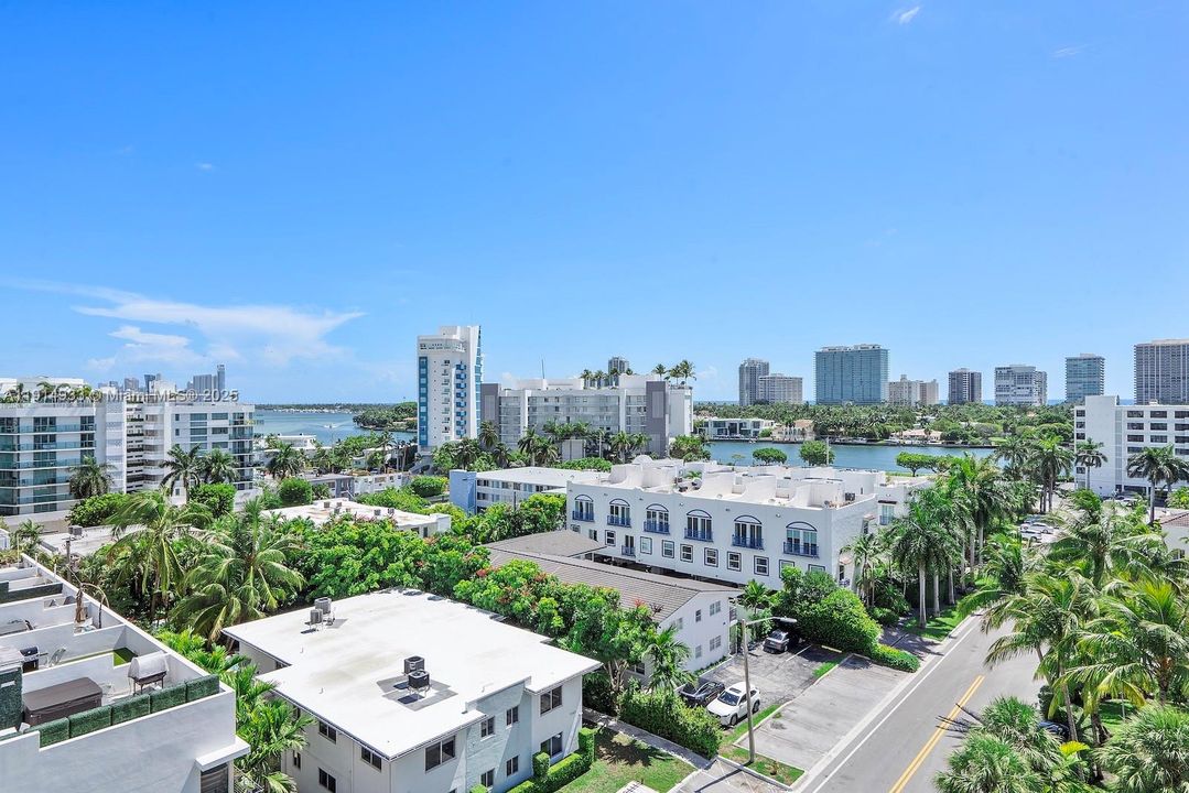 For Sale: $1,390,000 (3 beds, 3 baths, 1492 Square Feet)