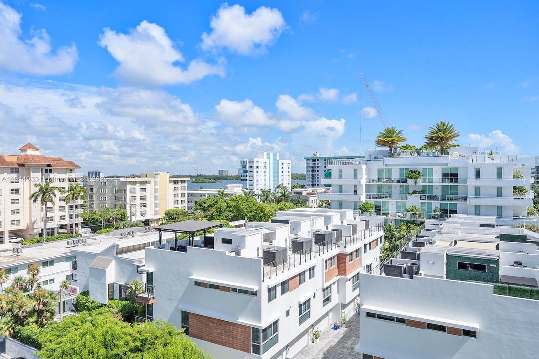 For Sale: $1,390,000 (3 beds, 3 baths, 1492 Square Feet)