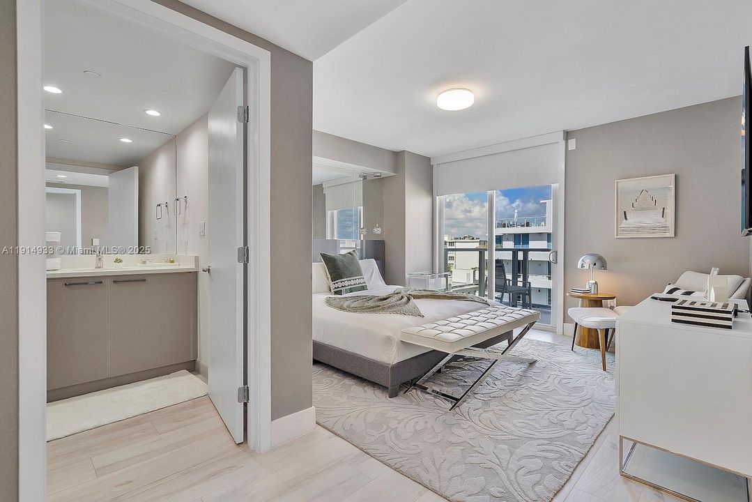 For Sale: $1,390,000 (3 beds, 3 baths, 1492 Square Feet)