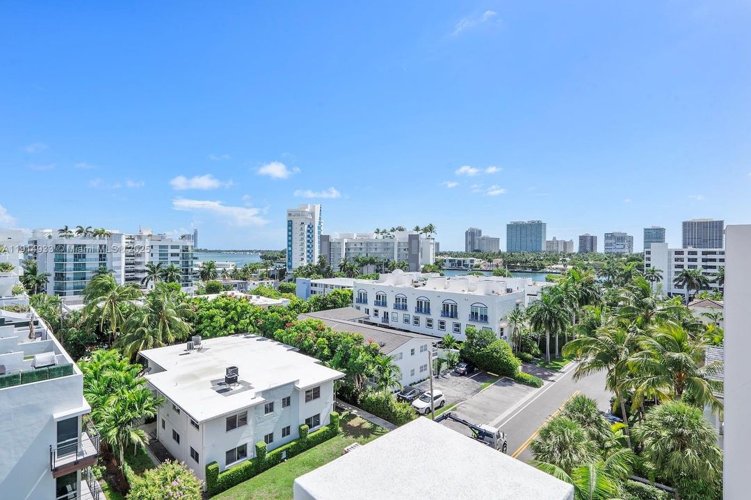 For Sale: $1,390,000 (3 beds, 3 baths, 1492 Square Feet)