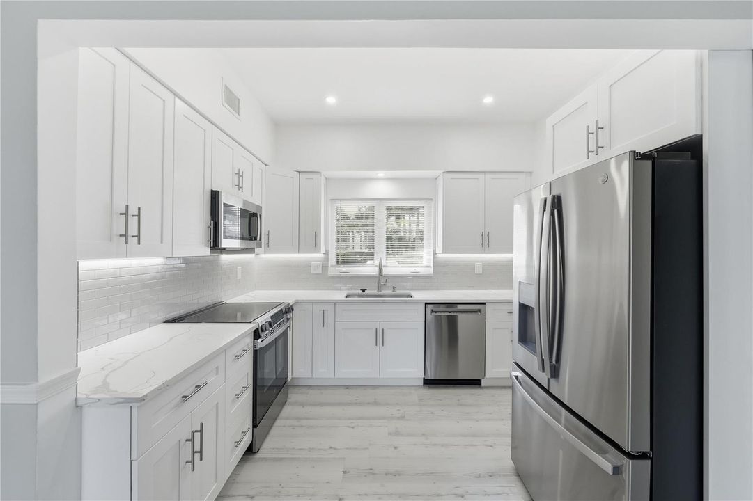 Open Kitchen