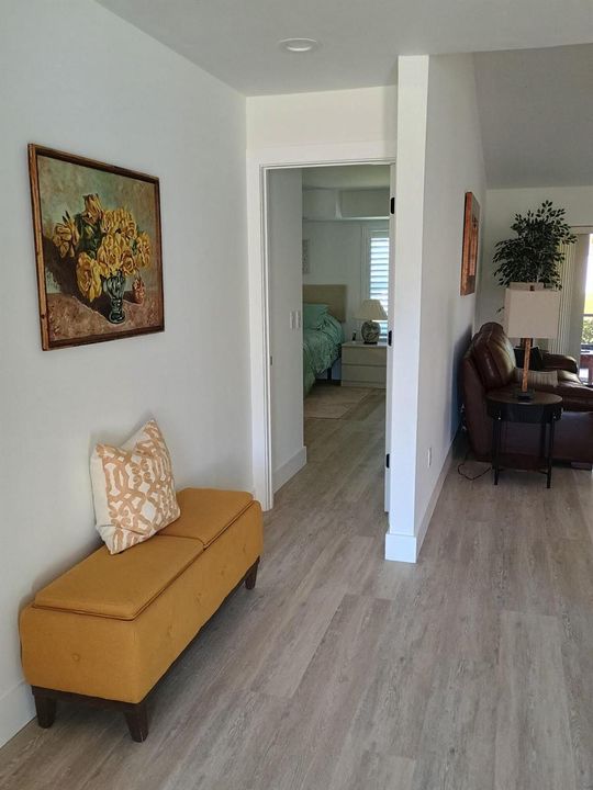 Entry to 2nd bedroom