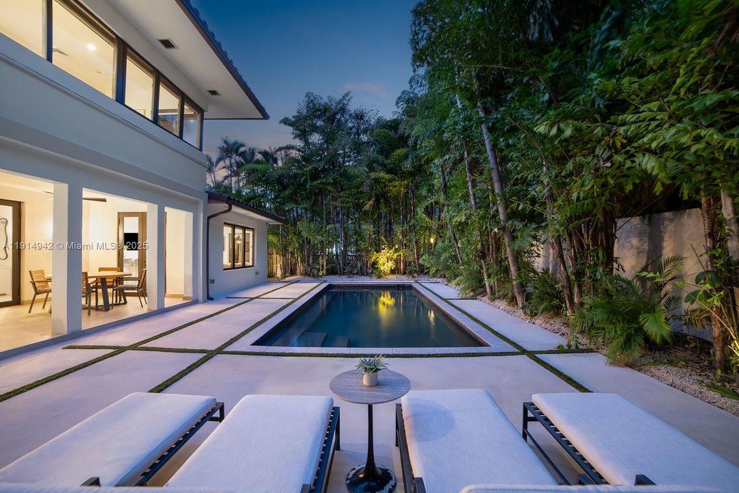 For Sale: $5,795,000 (5 beds, 5 baths, 4084 Square Feet)