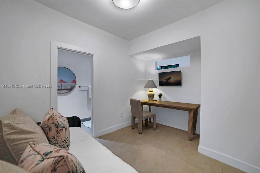 For Sale: $5,795,000 (5 beds, 5 baths, 4084 Square Feet)