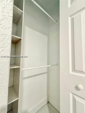 出租: $2,650 (2 贝兹, 1 浴室, 2320 平方英尺)