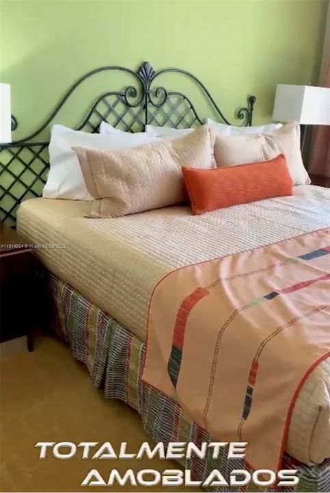 For Rent: $2,100 (1 beds, 1 baths, 850 Square Feet)