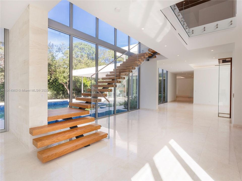 На продажу: $10,995,000 (7 спален, 7 ванн, 0 Квадратных фут)