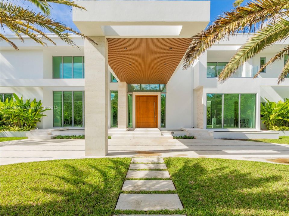 На продажу: $10,995,000 (7 спален, 7 ванн, 0 Квадратных фут)