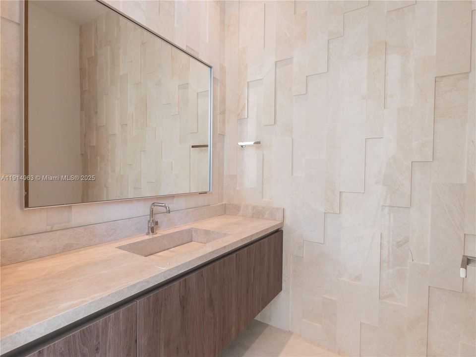 На продажу: $10,995,000 (7 спален, 7 ванн, 0 Квадратных фут)