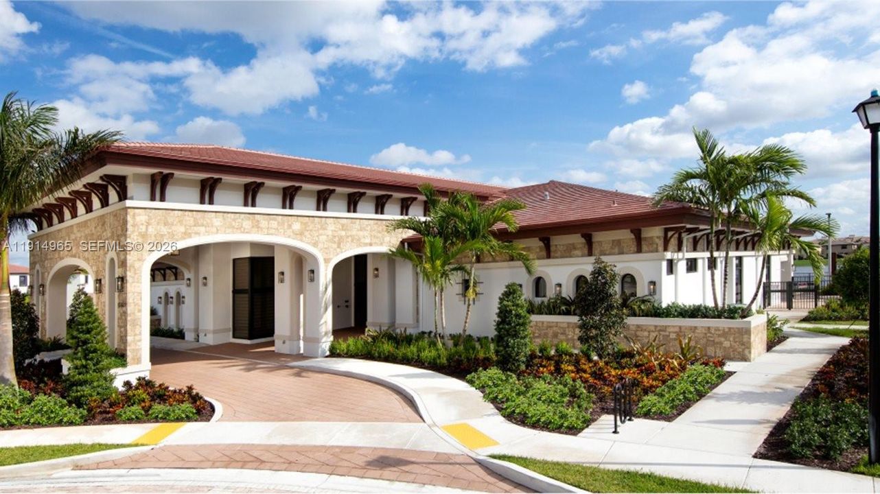 Activo con contrato: $3,600 (4 camas, 2 baños, 1914 Pies cuadrados)