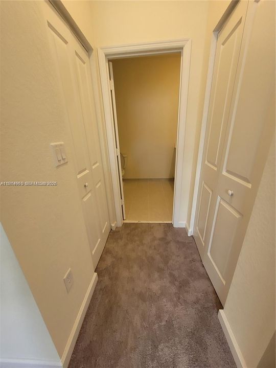 Activo con contrato: $3,600 (4 camas, 2 baños, 1914 Pies cuadrados)